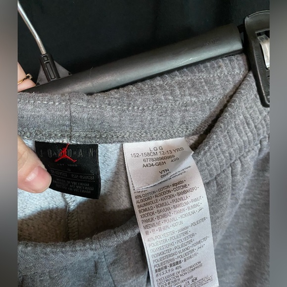 Boys NIKE AIR JORDAN Short Sleeve Top & Joggers Sweatpants Outfit Set L - Picture 5 of 5